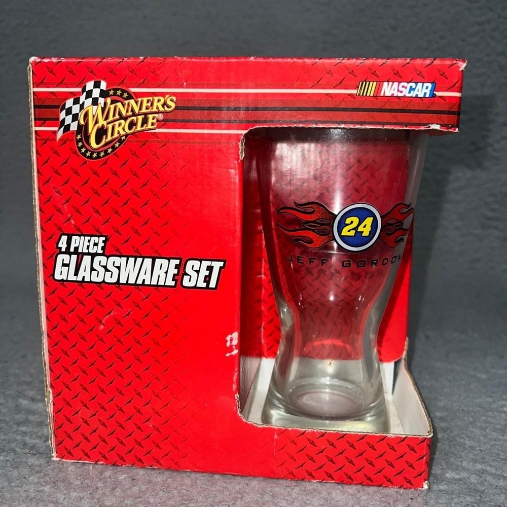 NIB Winner's Circle NASCAR #24 Jeff Gordon Pilsner Beer 4-Piece Glassware Set